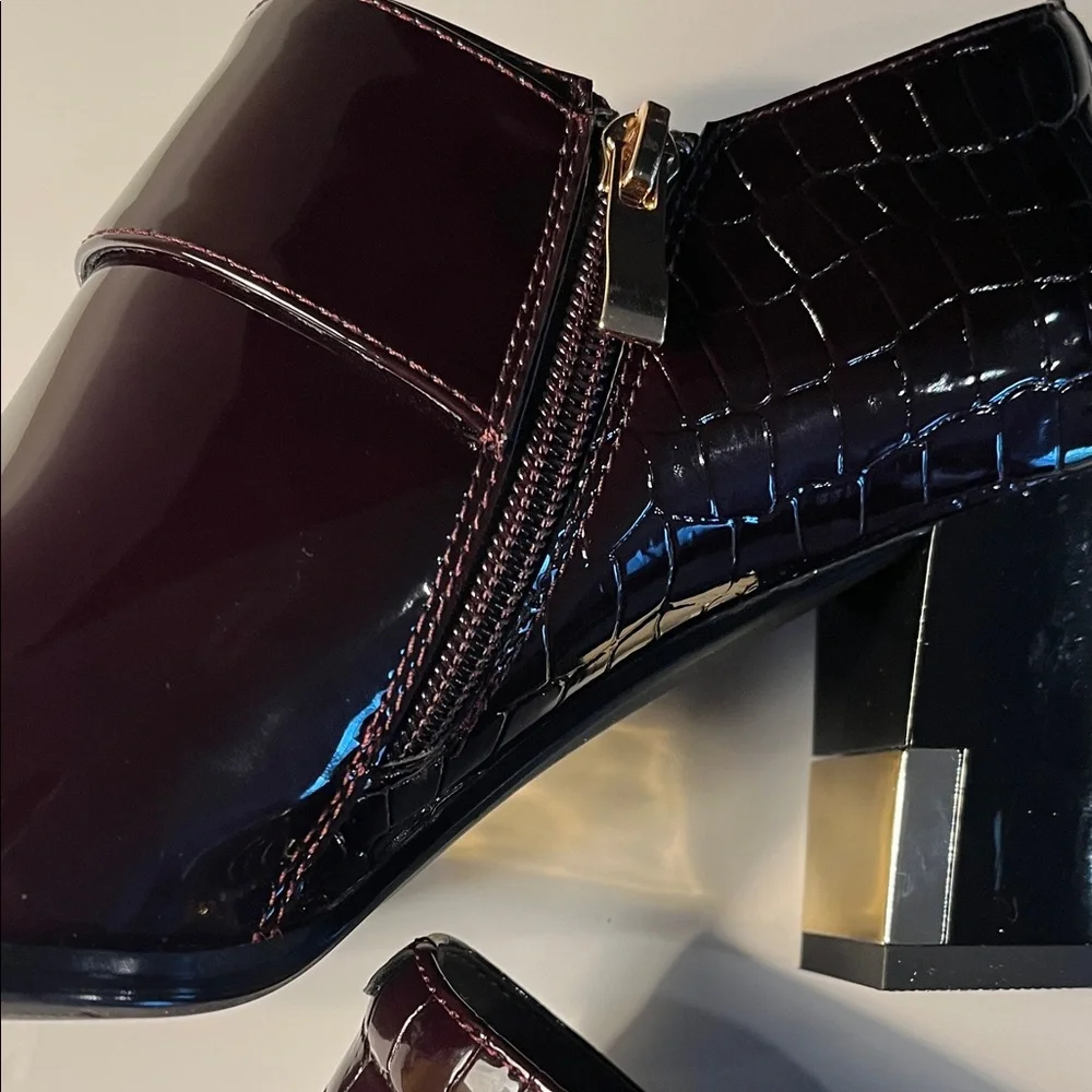 TDD Vogue‎ Elegant Women’s Burgundy Patent Leather Chunky Block Heels. Size 8.5